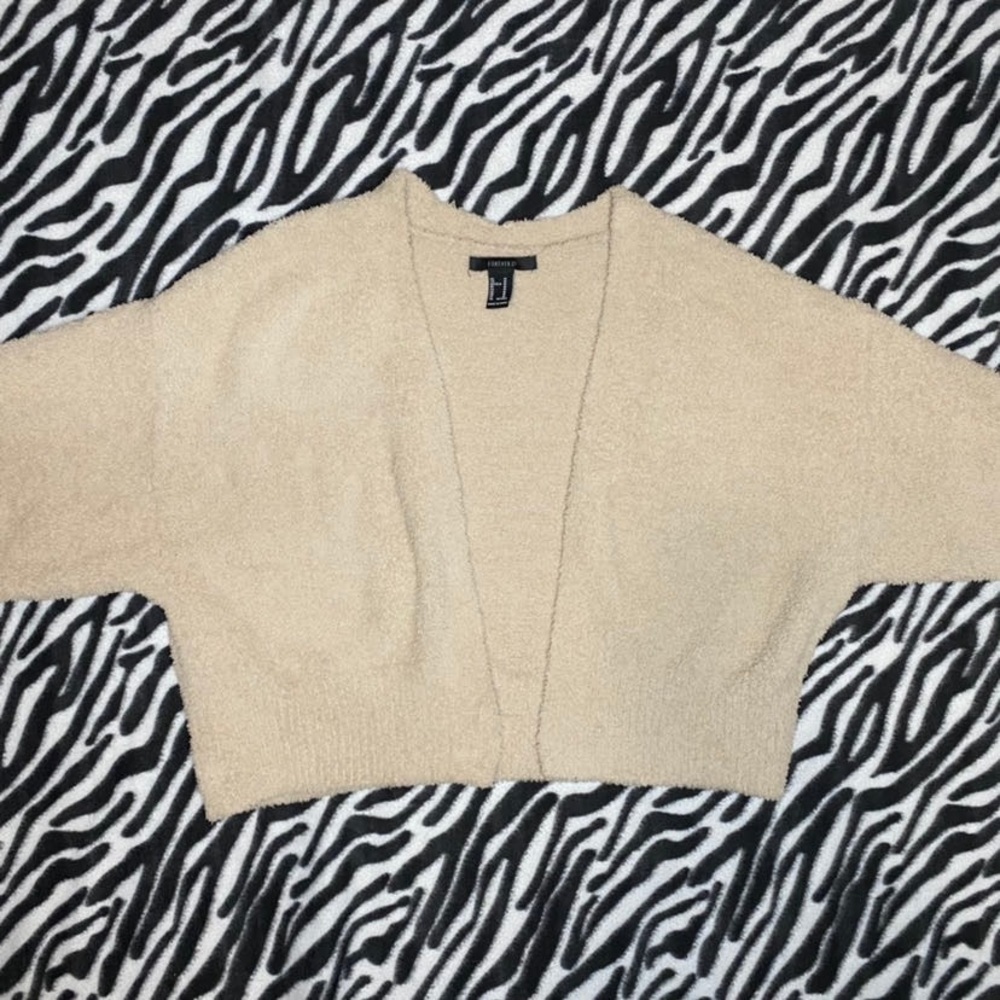 Forever 21 Cropped Cardigan